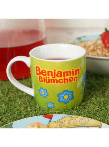 Geda Labels Tasse Benjamin Blümchen mit Bär in Grün - 250 ml