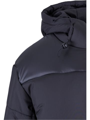 Urban Classics Urban Classics in black