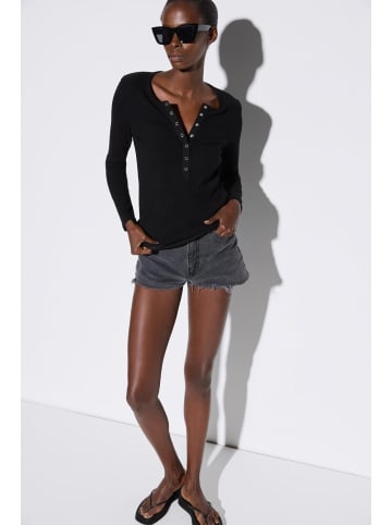 NO MATTER WHAT Blouse in Schwarz