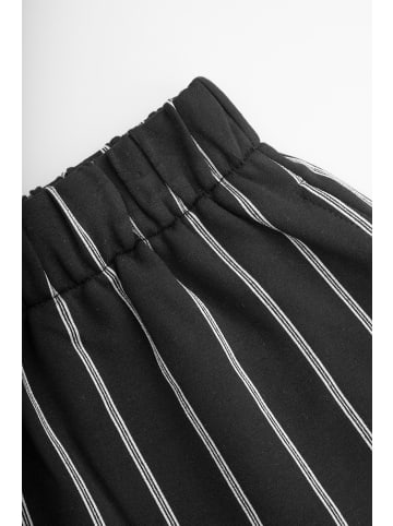 Coccodrillo Kurze hosen in schwarz