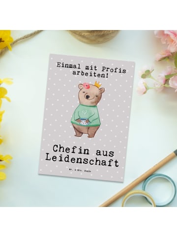 Mr. & Mrs. Panda Wanddeko Chefin Leidenschaft mit Spruch in Grau Pastell