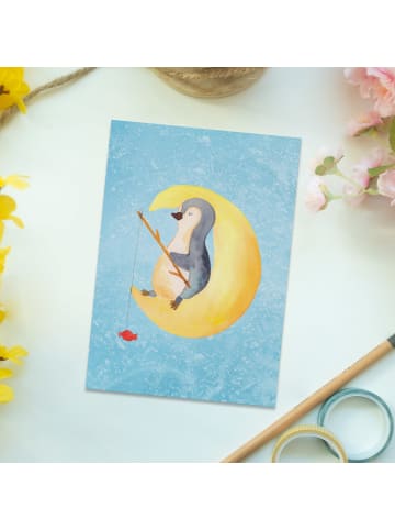 Mr. & Mrs. Panda Postkarte Pinguin Mond ohne Spruch in Eisblau
