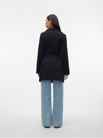 Vero Moda Mantel in Black
