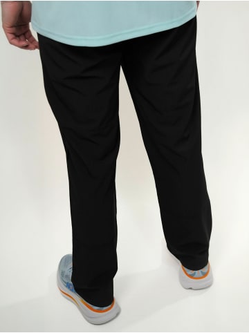 Hose Running in Black