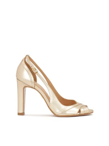 Kazar Pumps in Gold