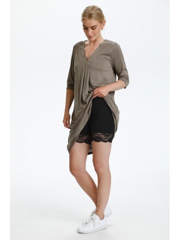 Cream Shorts Matilda Slim fit in Pitch Black