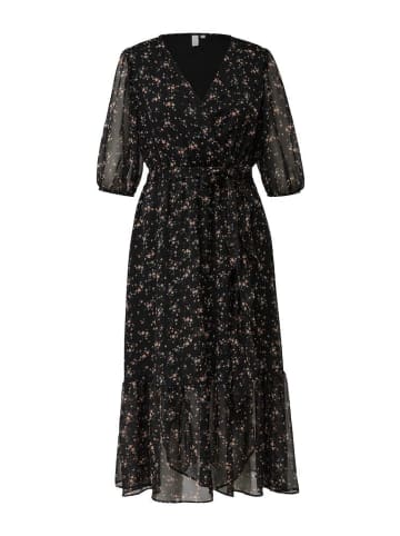 Q/S designed by Kleid in Schwarz