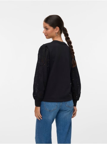 Vero Moda Sweatshirt in Black