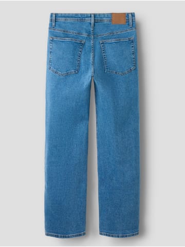 TWO SOON Straight Fit Jeans in Medium Blue Denim