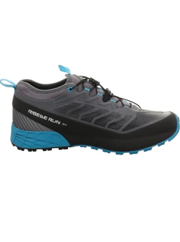 SCARPA Wanderschuh in grau