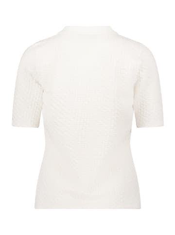 Betty Barclay Basic Shirt mit Knöpfen in Rohweiß