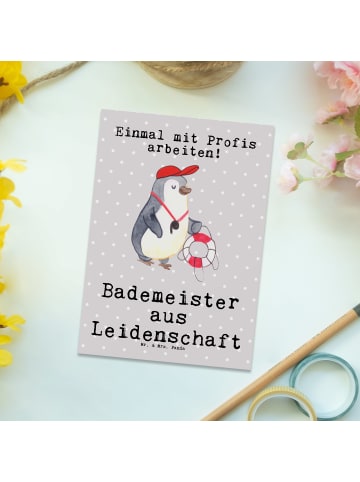 Mr. & Mrs. Panda Wanddeko Bademeister Leidenschaft mit Spruch in Grau Pastell