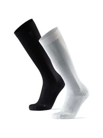 DANISH ENDURANCE Sportsocken Compression in Black/White