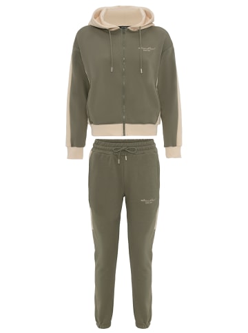 Tom Barron Trainingsanzug MIT STICKEREIDESIGN in KHAKI