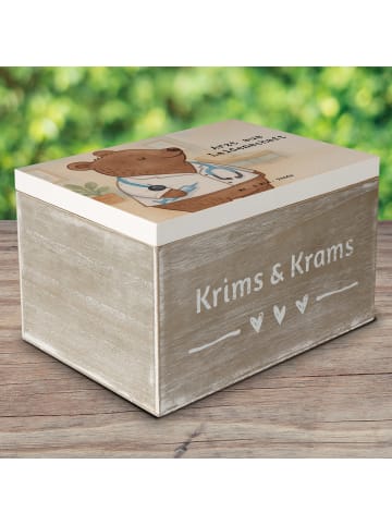 Mr. & Mrs. Panda Holztruhe Arzt Leidenschaft Design mit Spruch in Weiß