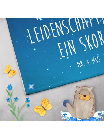 Mr. & Mrs. Panda Kleines Handtuch Sternzeichen Skorpion mit Spruch in Sternenhimmel Blau