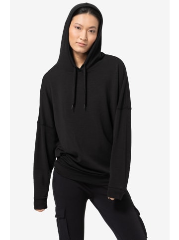 super.natural Merino Hoodie in schwarz