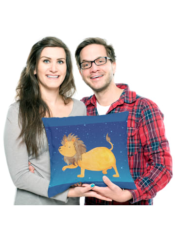 Mr. & Mrs. Panda Kuschelkissen Sternzeichen Löwe ohne Spruch in Sternenhimmel Blau