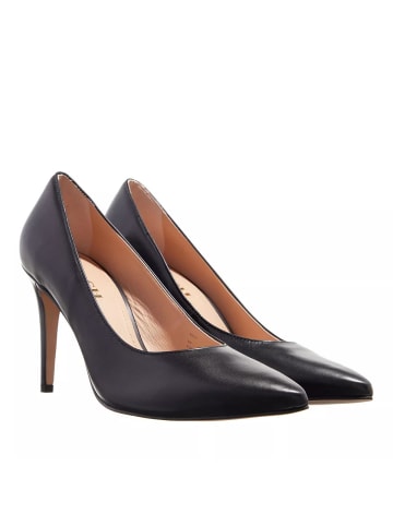 Coach Skyler Leather Pump Black in black