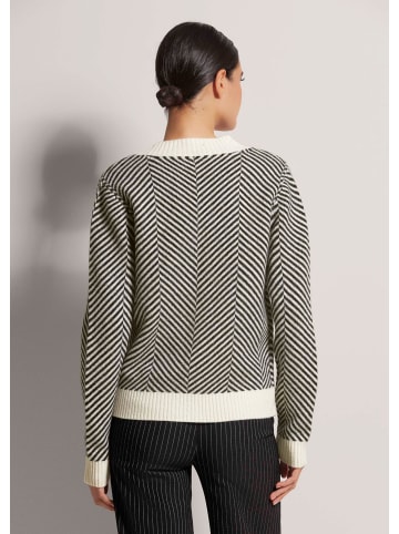 MADELEINE Cardigan aus Schurwolle mit V-Ausschnitt in schwarz / wollweiß