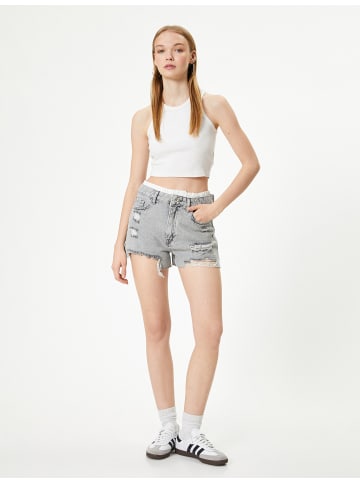 KOTON Shorts in Grau