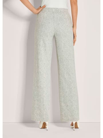 MADELEINE Weite Bügelfaltenhose mit Allover-Muster in steingrau / wollweiß