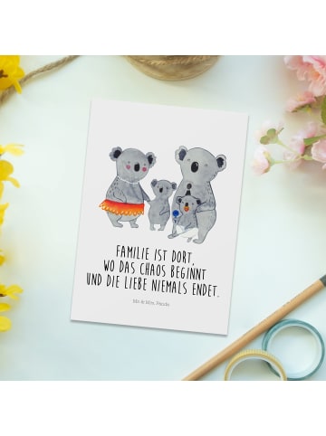 Mr. & Mrs. Panda Postkarte Koala Familie mit Spruch in Weiß