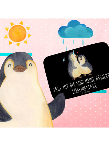 Mr. & Mrs. Panda Duschmatte Pinguin umarmen mit Spruch in Schwarz