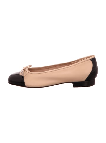 Lorbac Ballerinas in Beige