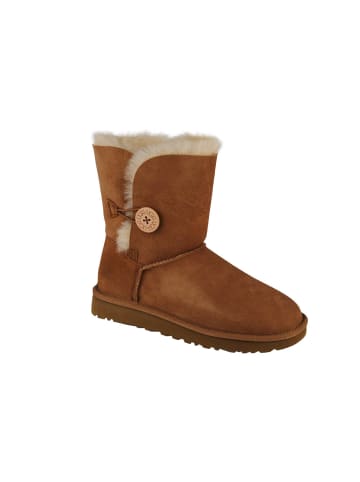 UGG UGG Bailey Button II in Braun