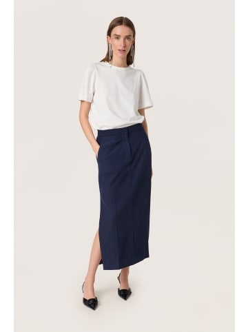 Soaked in Luxury Rock SLCewtona A-shape in Night Sky