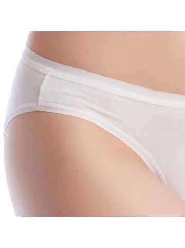 Q-en Pantys in White