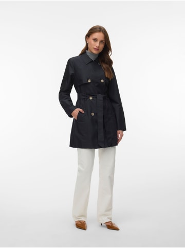 Vero Moda Trenchcoat in Black