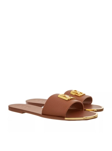 DKNY Gracen Flat Slide Dk Cognac in cognac