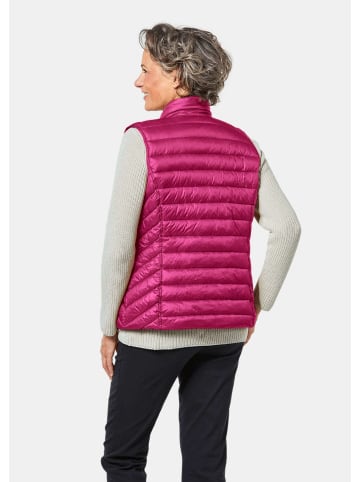 GOLDNER Kurzgröße:  Figurschmeichelnde Weste mit leichter Wattierung in sangria