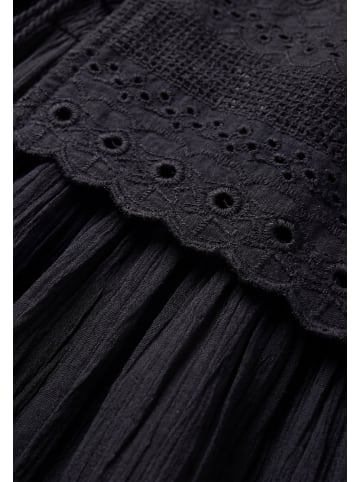 gaya Women 2-Piece Set in Black
