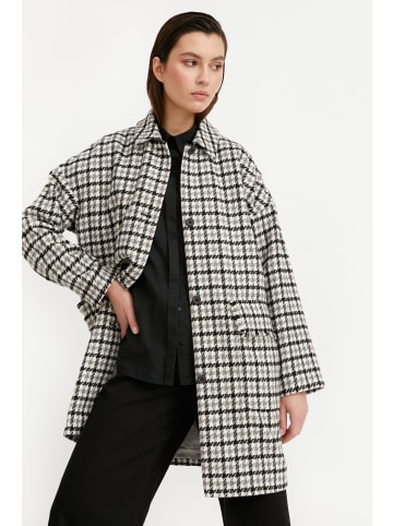 Finn Flare Mantel Classic in black