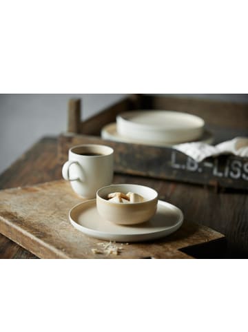 Studio Round Becher North in Matte white/Matte sand