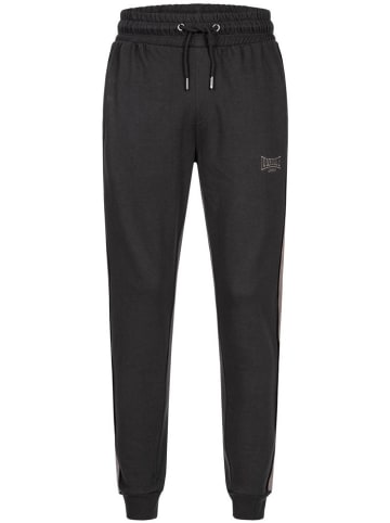 Lonsdale Sweat Pant "Chivelstone" in Schwarz