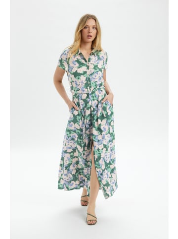 Soaked in Luxury Kleid SLArjana Feminine Form in Green Diffuse Print