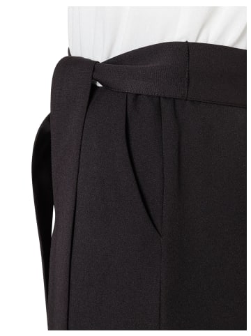 More & More Jumpsuit in black