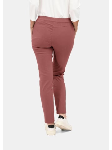 GOLDNER Kurzgröße:  Schmutzabweisende Super-Stretch-Schlupfhose Louisa in ahorn