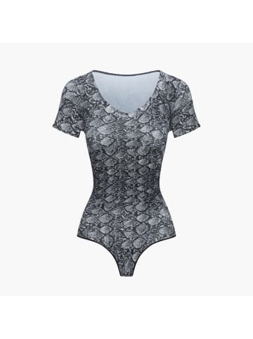 CFAB Figurformender Body mit String in Schlange
