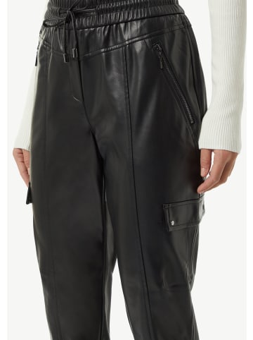 comma Hose 7/8 in Schwarz
