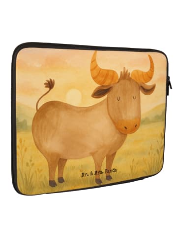 Mr. & Mrs. Panda Laptophülle Sternzeichen Stier Design ohne Spruch in Weiß