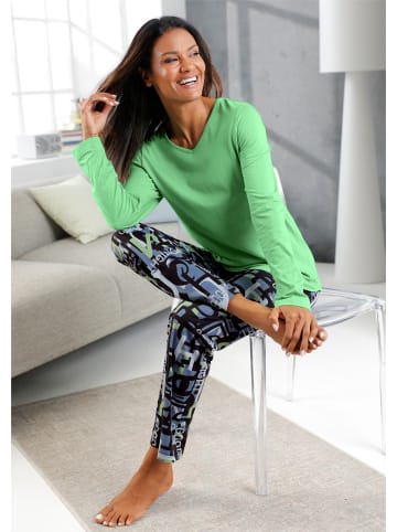 WITT WEIDEN Schlafanzug in schwarz-apfel-bedruckt