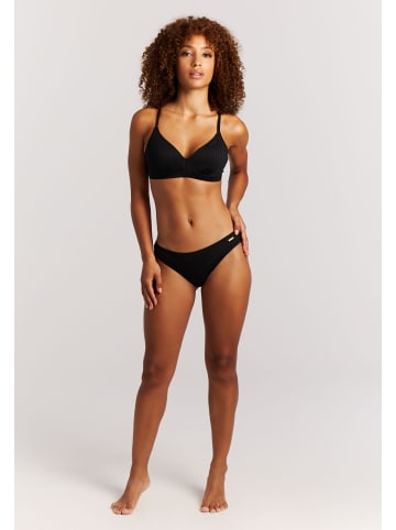 Protest " PRTKyla in True Black