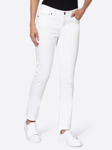 Bauchweg-Jeans in weiß