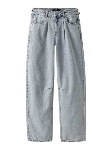 Jeans in Light Blue Denim