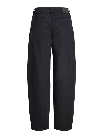 Barrel Fit Jeans in Black Denim